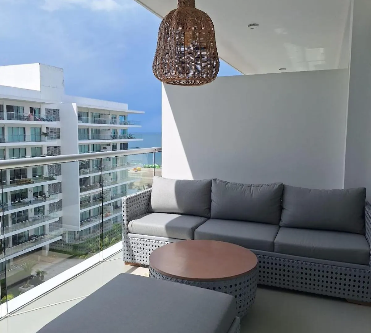 Cartagena Lujoso Apto En Morros Ultra Con Vistas Y Acceso Al Mar דירה